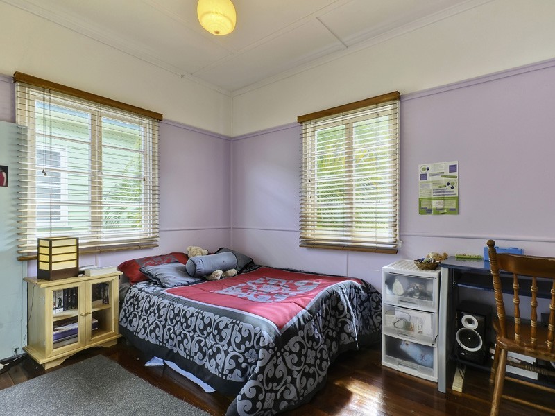 79 Norfolk Street, Coorparoo QLD 4151