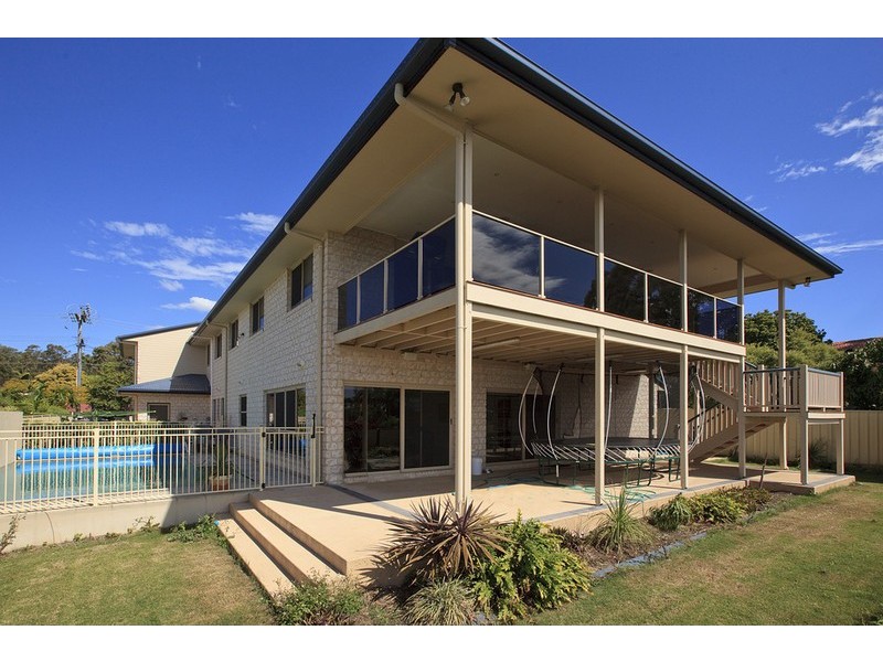 15 Claremont Street, Birkdale QLD 4159