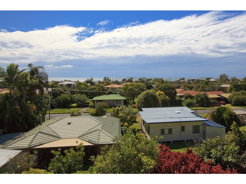 15 Claremont Street, Birkdale QLD 4159