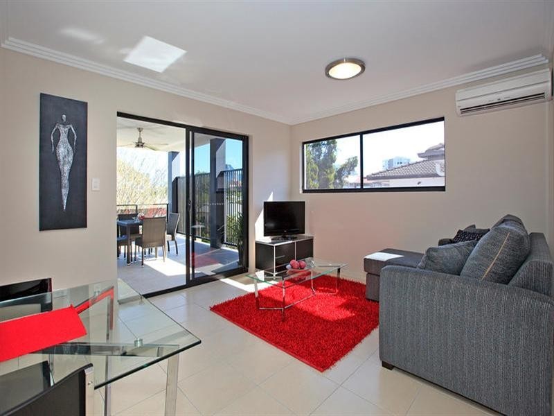 1/198 Wellington Road, Kangaroo Point QLD 4169