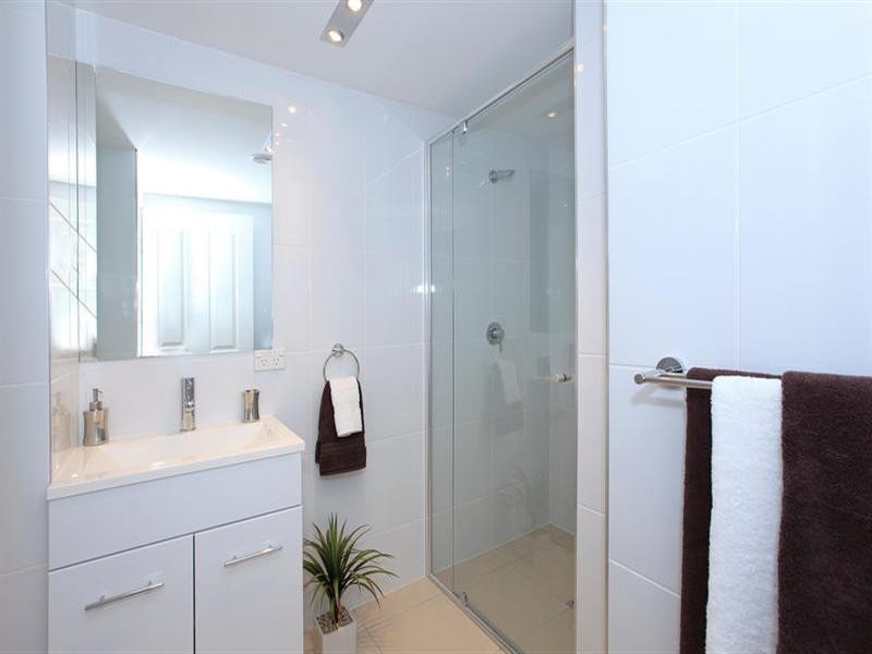 1/198 Wellington Road, Kangaroo Point QLD 4169