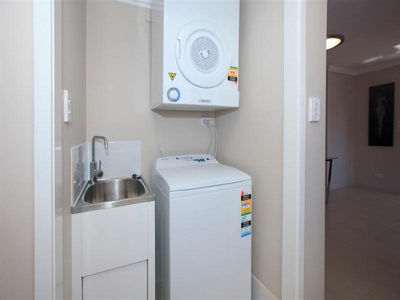 1/198 Wellington Road, Kangaroo Point QLD 4169