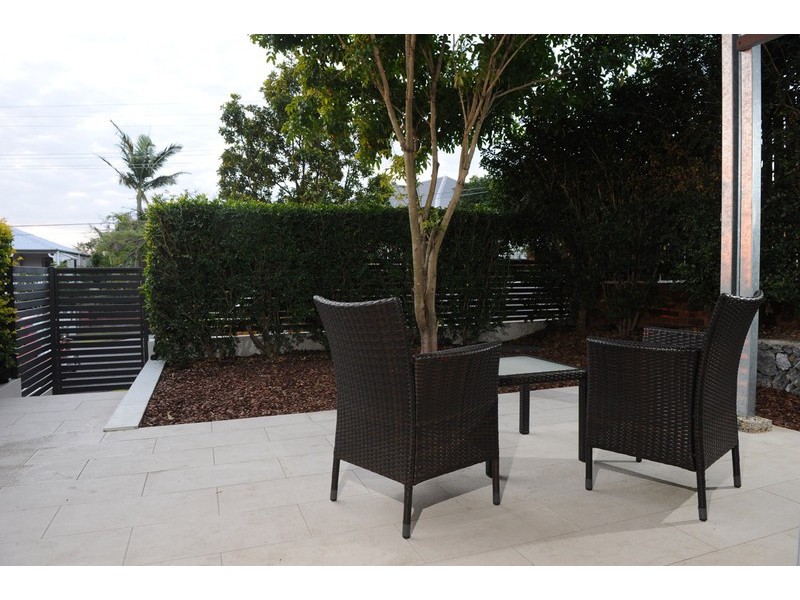 1/77 Douglas Street, Greenslopes QLD 4120