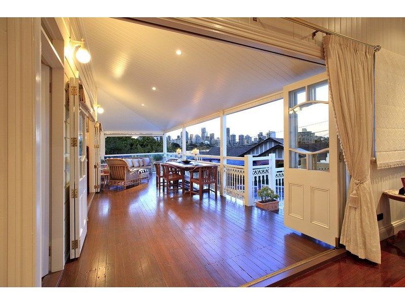 70 Laidlaw Parade, East Brisbane QLD 4169