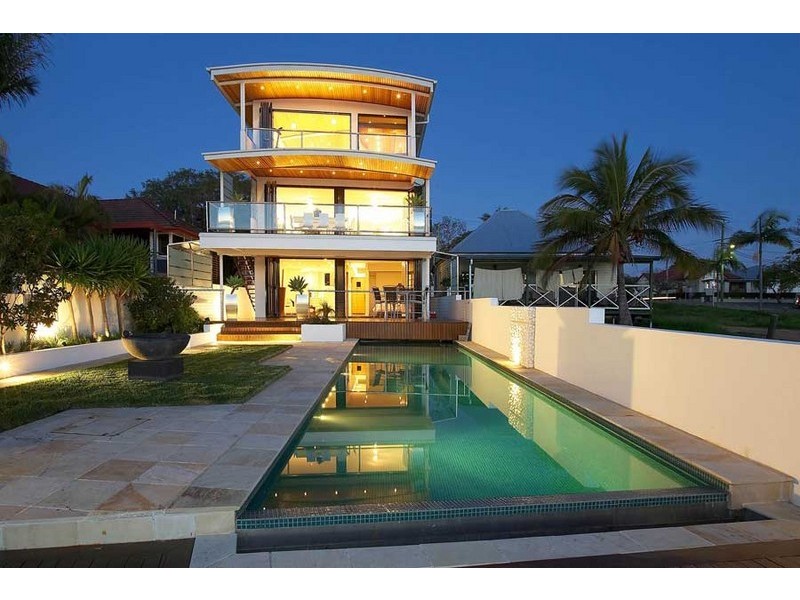 36 Gordon Street, Hawthorne QLD 4171