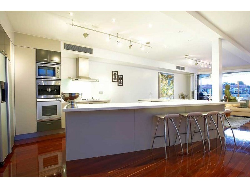 36 Gordon Street, Hawthorne QLD 4171