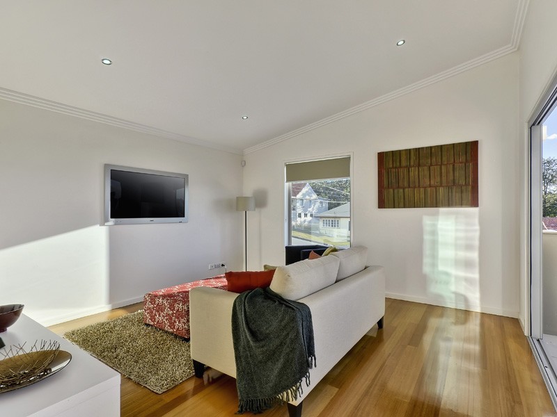 29 Taylor Street, Balmoral QLD 4171