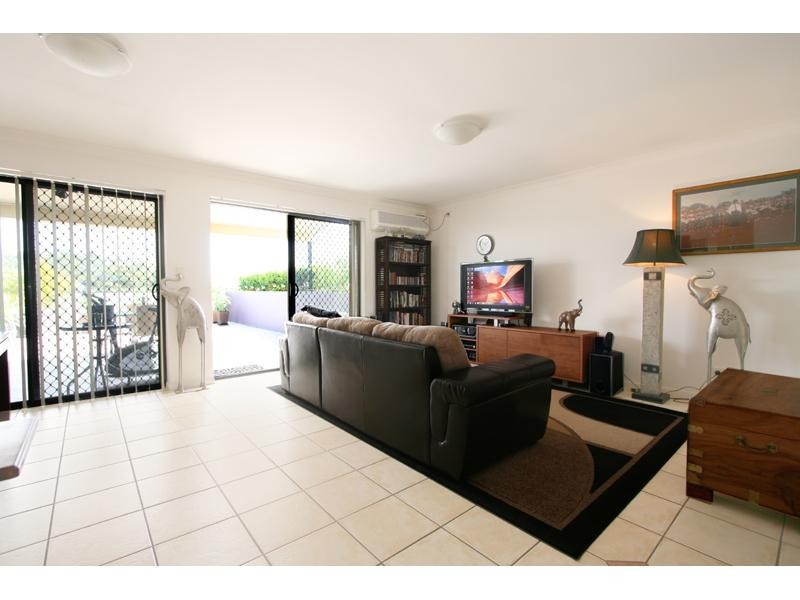 9/93 Waminda Street, Morningside QLD 4170