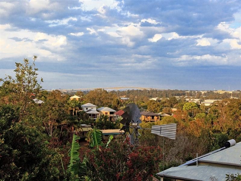 62 Main Avenue, Balmoral QLD 4171