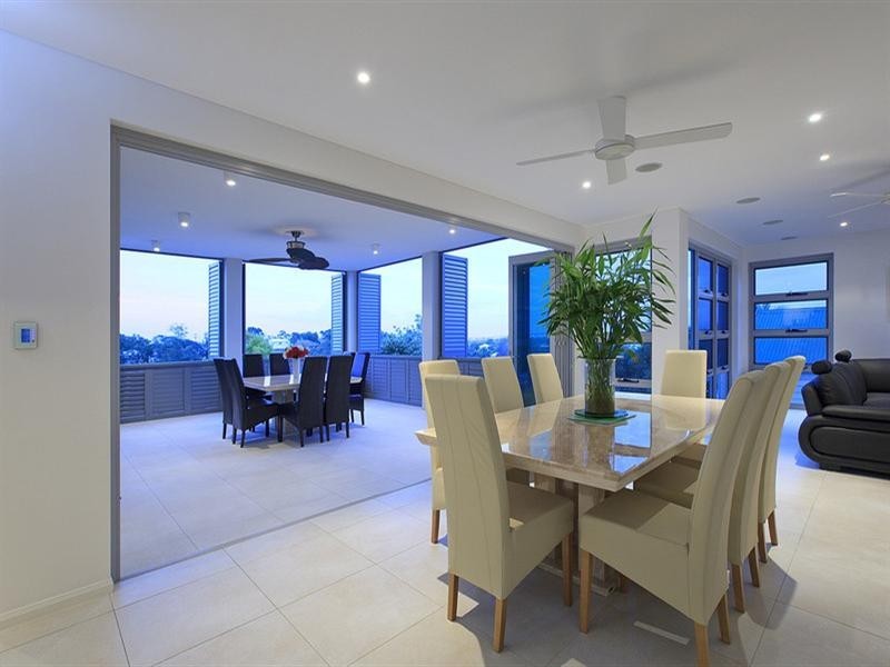 62 Main Avenue, Balmoral QLD 4171