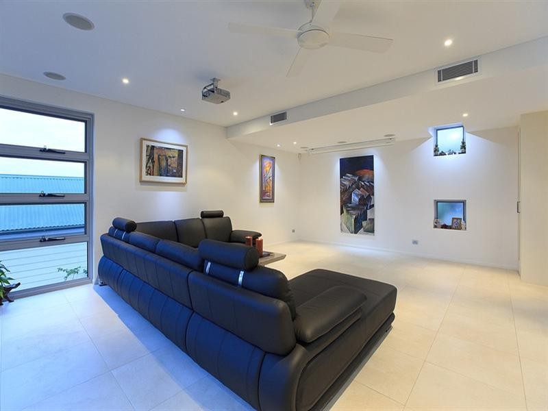 62 Main Avenue, Balmoral QLD 4171