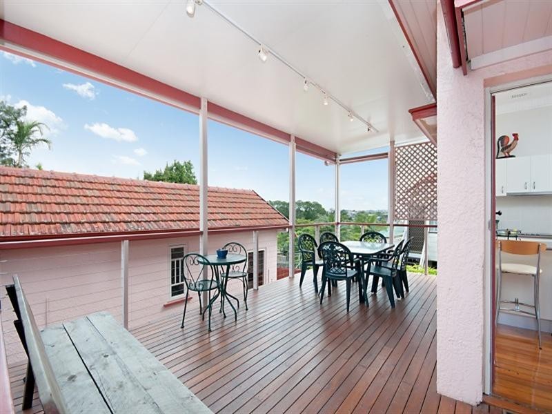 487 Old Cleveland Road, Camp Hill QLD 4152