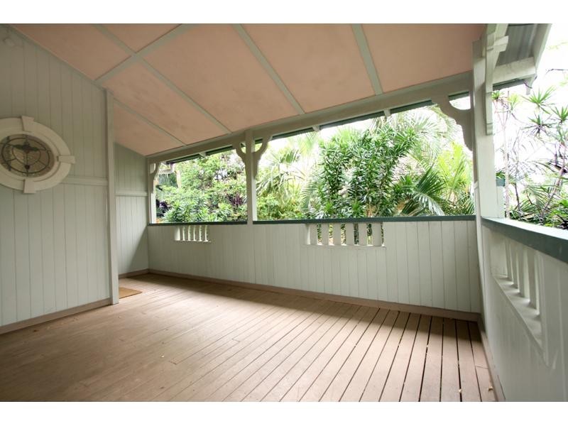 46 Miles Street, Hawthorne QLD 4171