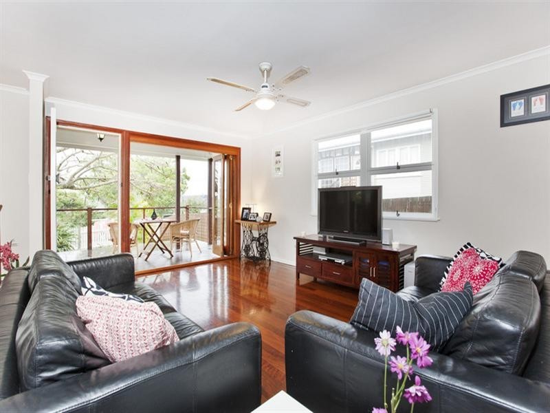 77 Britannia Avenue, Morningside QLD 4170