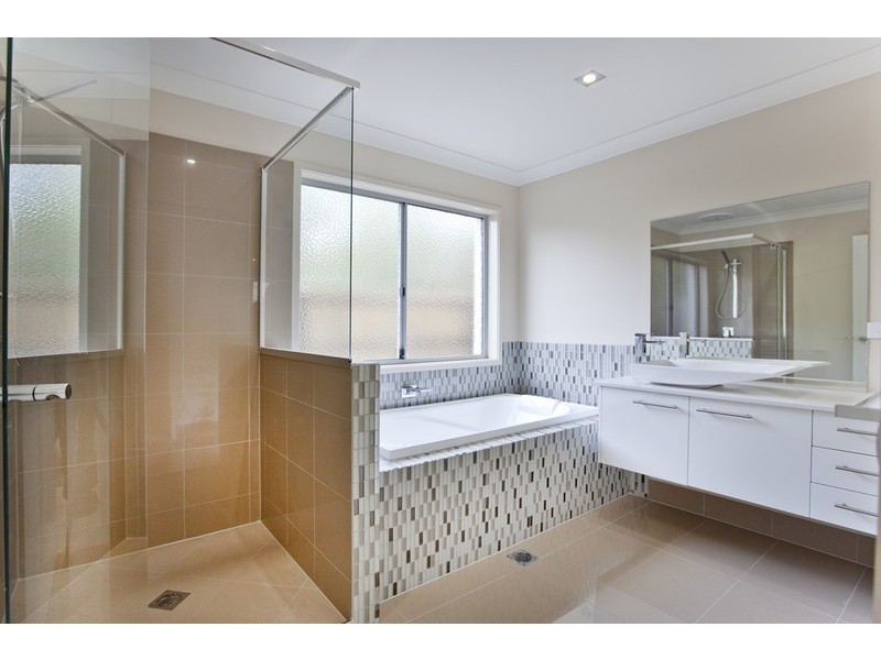 141 Britannia Avenue, Morningside QLD 4170