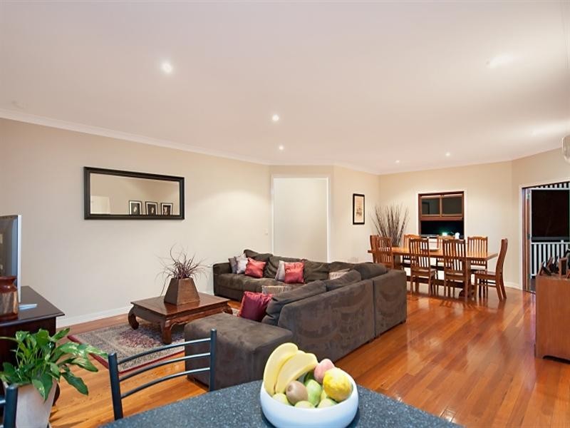 16 Dalrello Street, Carina QLD 4152