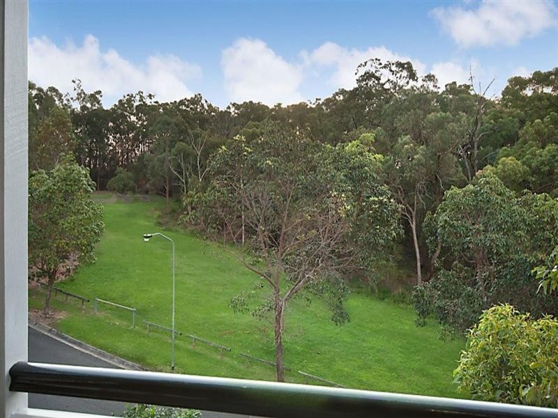 16 Dalrello Street, Carina QLD 4152