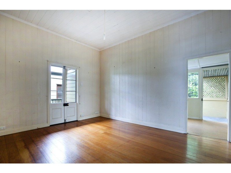 38 Dover Street, Red Hill QLD 4059