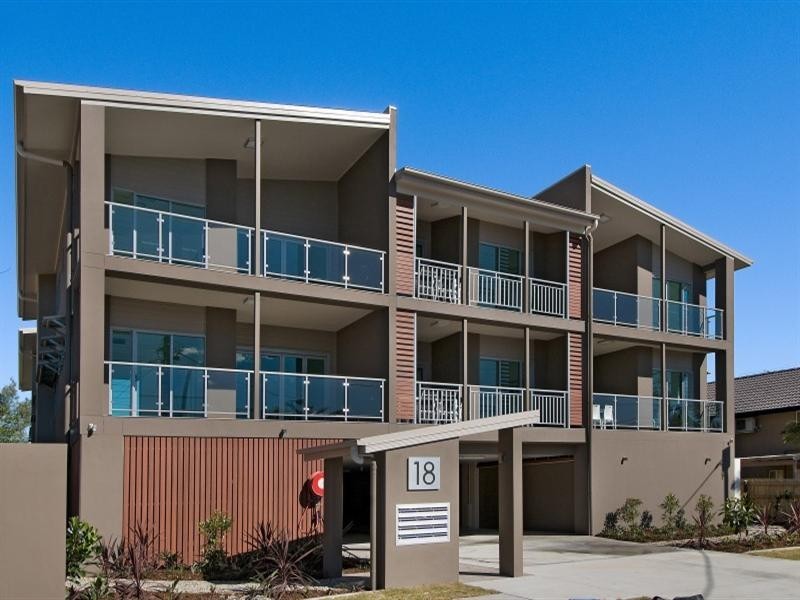 11/18 Barton Road, Hawthorne QLD 4171