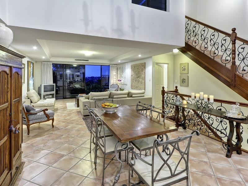 4/24 Philip Street, Hawthorne QLD 4171
