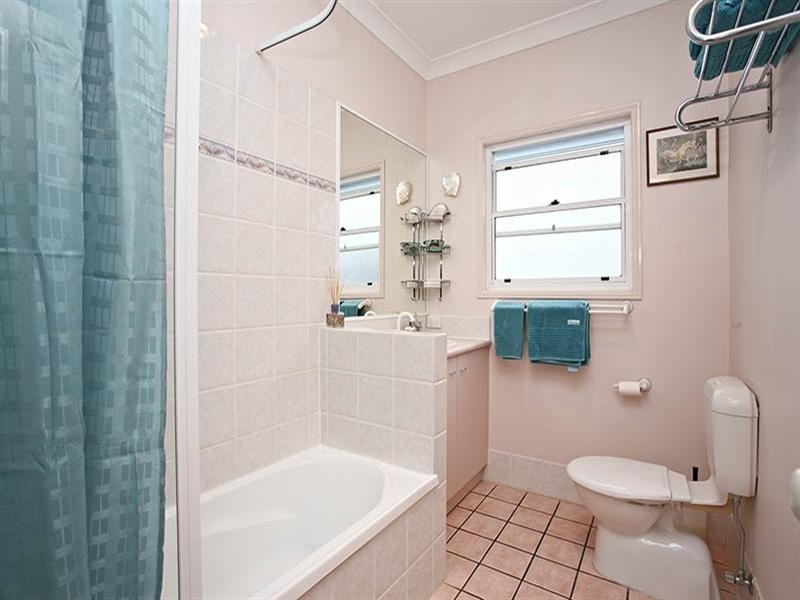 34 Ashfield Street, East Brisbane QLD 4169