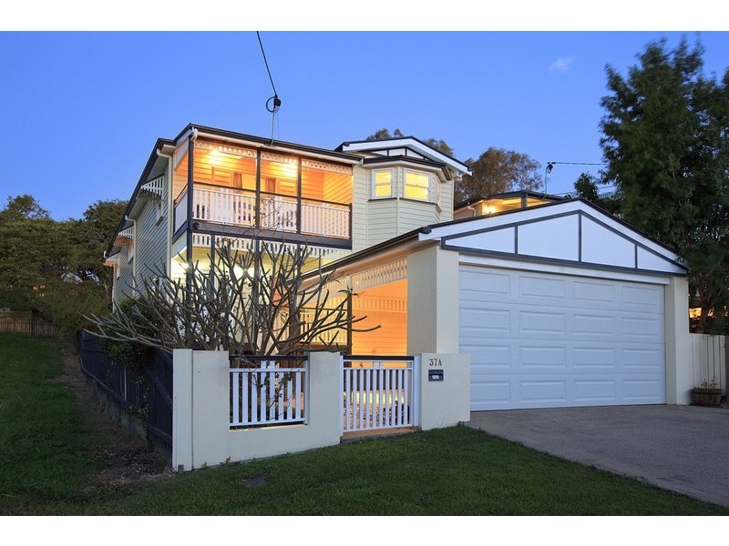 37a Arlington Street, Coorparoo QLD 4151