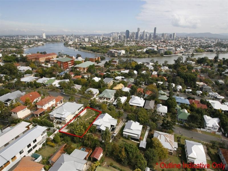 81 Philip Street, Hawthorne QLD 4171