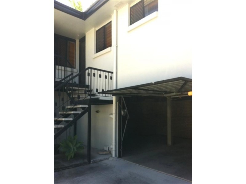 4/19 Collings Street, Balmoral QLD 4171