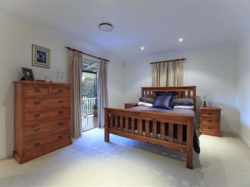 37A Arlington Street, Coorparoo QLD 4151