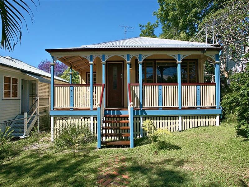 117 Morehead Avenue, Norman Park QLD 4170