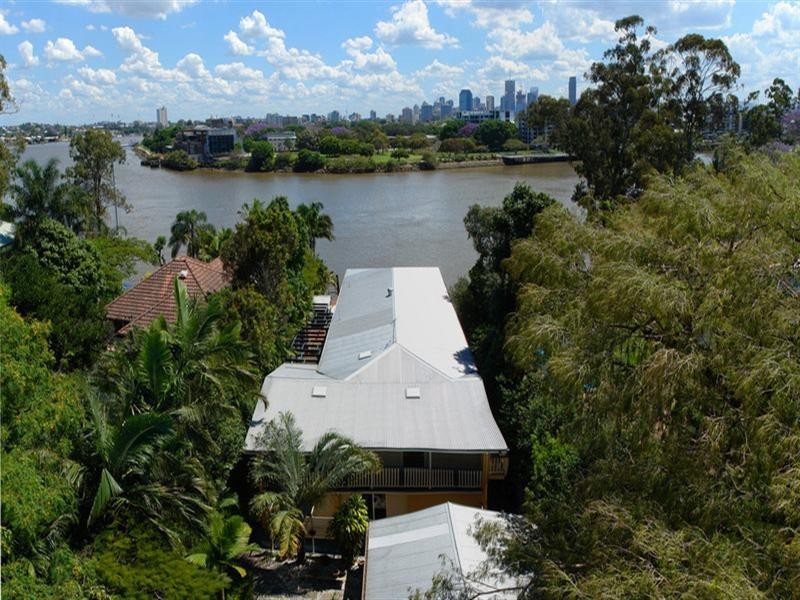 30 Aaron Avenue, Hawthorne QLD 4171