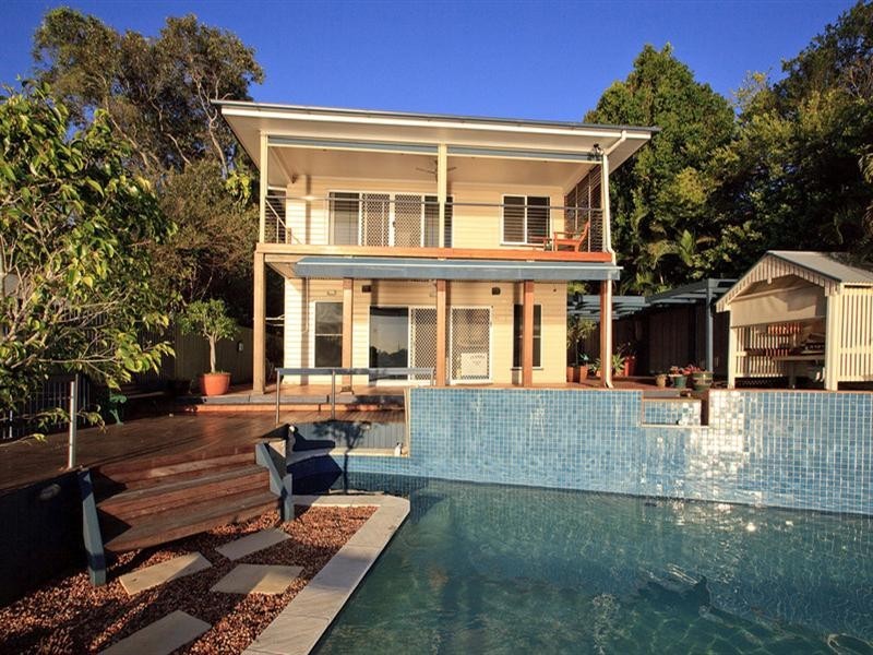30 Aaron Avenue, Hawthorne QLD 4171