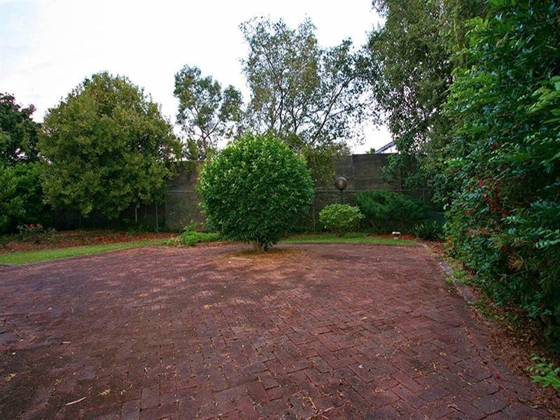 11 Vanda Street, Woolloongabba QLD 4102