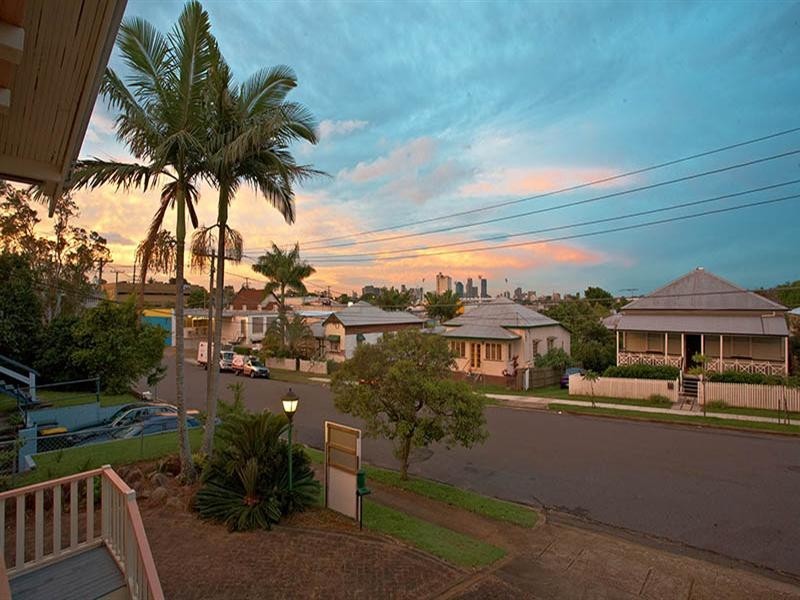 11 Vanda Street, Woolloongabba QLD 4102