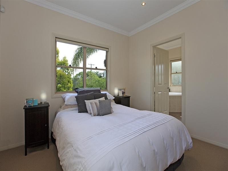 37 Byrne Parade, Balmoral QLD 4171