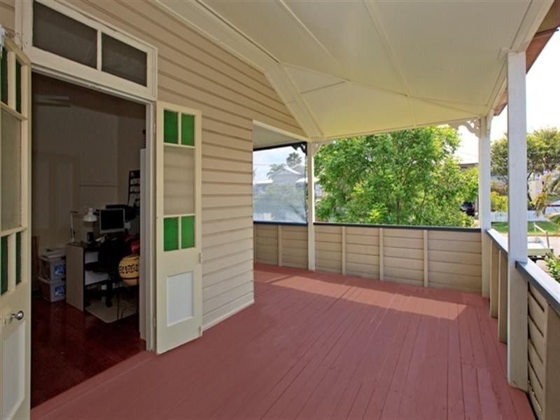 7 Govett Avenue, Hawthorne QLD 4171