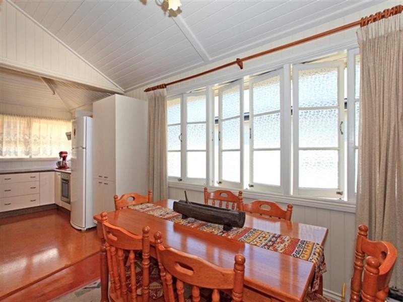 7 Govett Avenue, Hawthorne QLD 4171