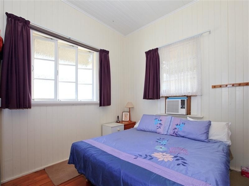 7 Govett Avenue, Hawthorne QLD 4171