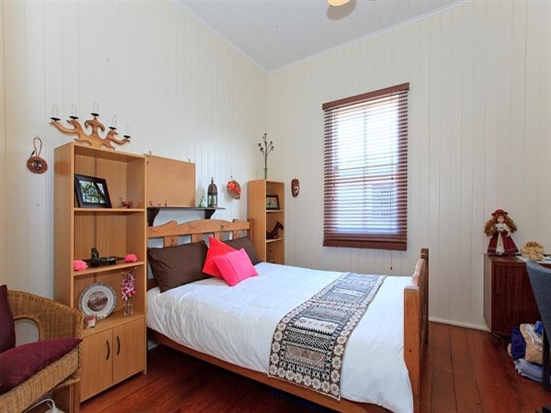 7 Govett Avenue, Hawthorne QLD 4171