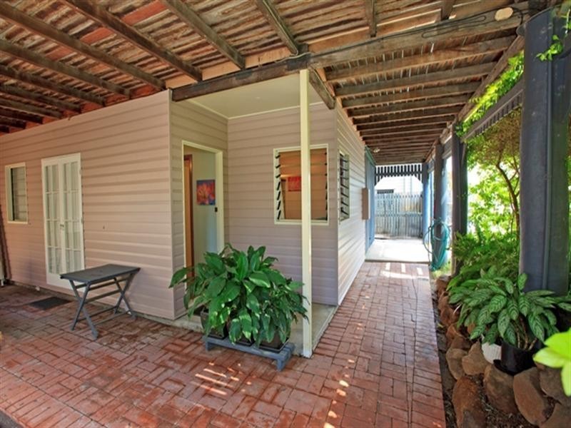 7 Govett Avenue, Hawthorne QLD 4171