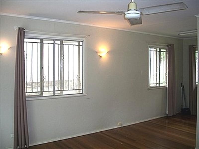 Seven Hills QLD 4170