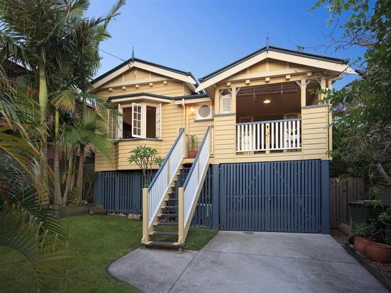 11 Collings Street, Balmoral QLD 4171