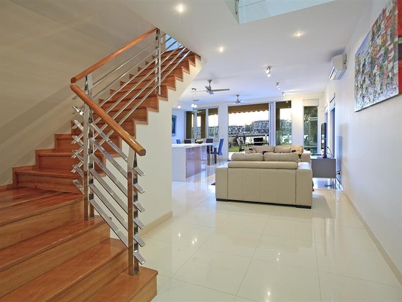 64 Quay Street, Bulimba QLD 4171