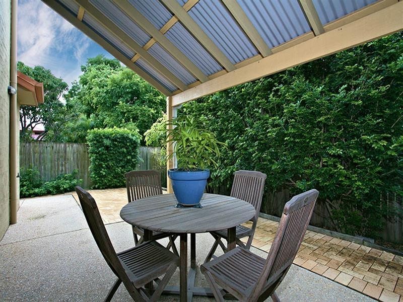 2/88 Bilyana Street, Balmoral QLD 4171