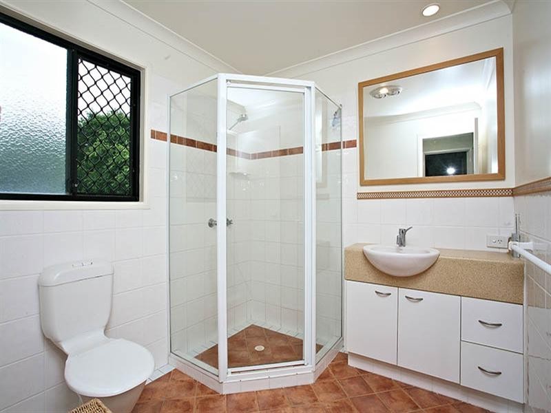 2/88 Bilyana Street, Balmoral QLD 4171