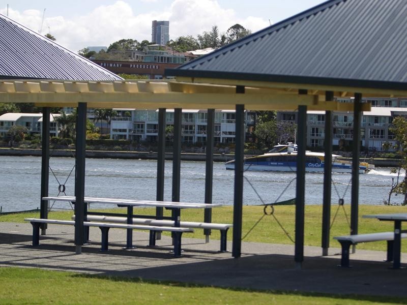 92 Gordon Street, Hawthorne QLD 4171