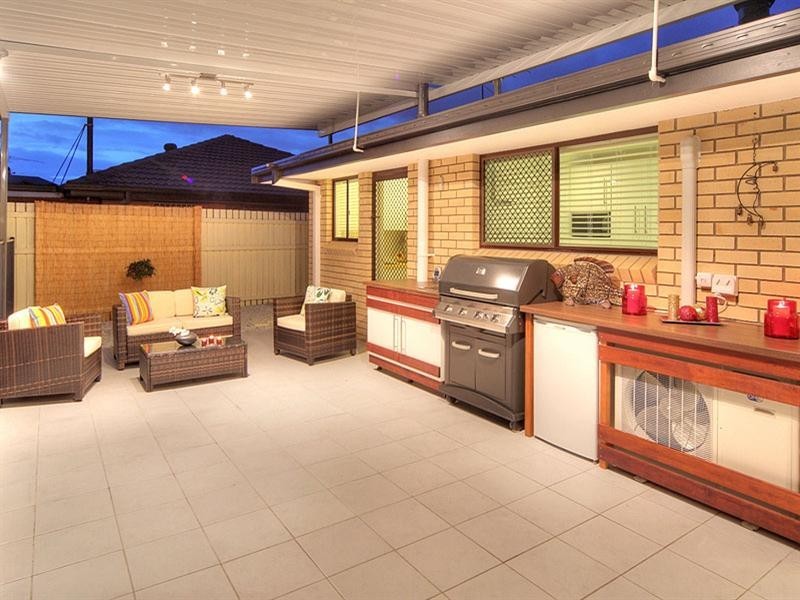 66 Jardine Drive, Springwood QLD 4127