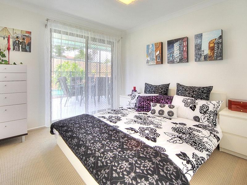 66 Jardine Drive, Springwood QLD 4127