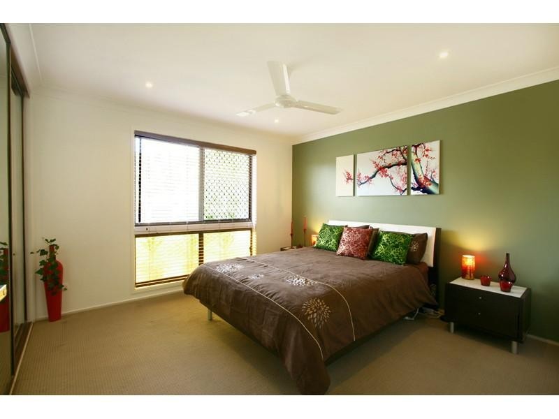 66 Jardine Drive, Springwood QLD 4127