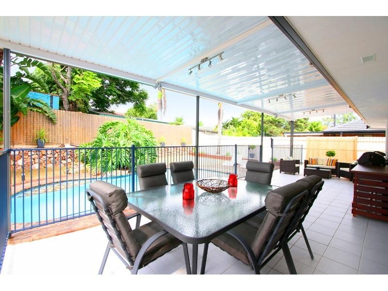 66 Jardine Drive, Springwood QLD 4127